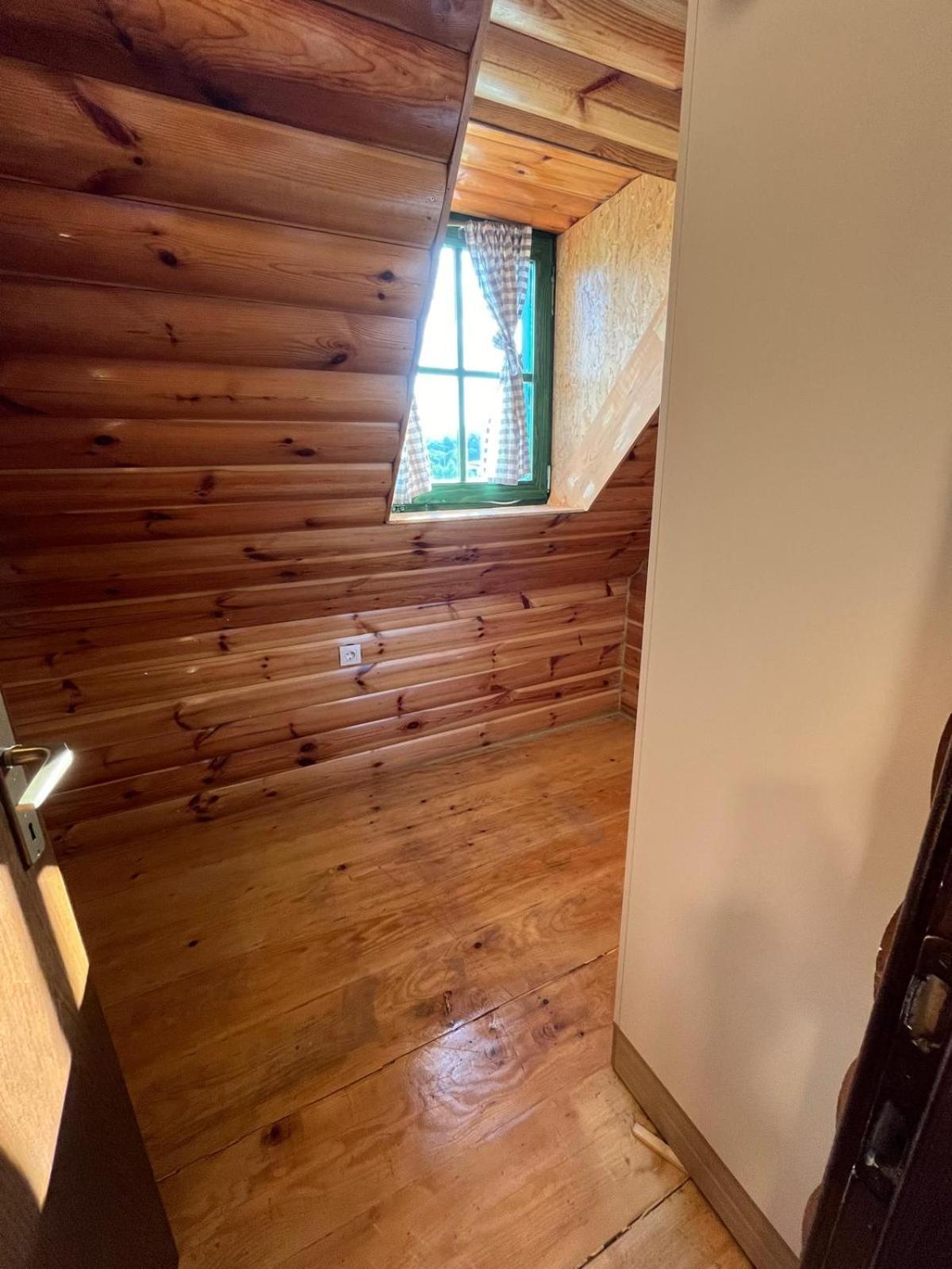 Wooden House Ante Self Check - In And Check - Out Lejlighed Otočac Eksteriør billede